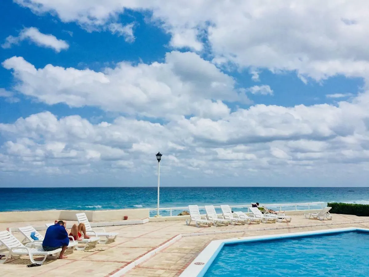 Brisas Apartment ZH Cancún